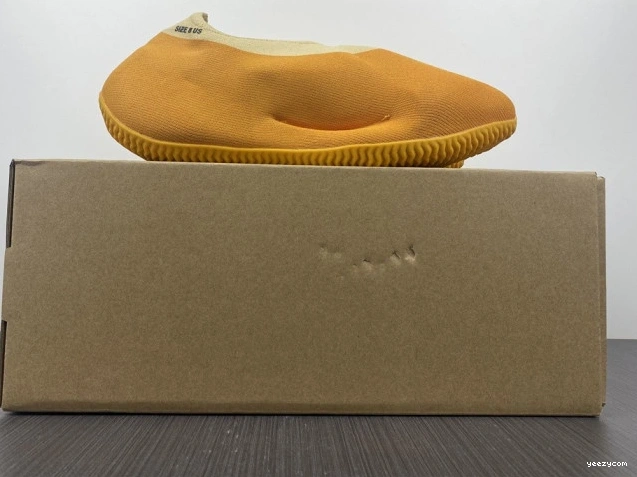 GW5353 Knit Sulfur Yeezy RNR Adidas 0817